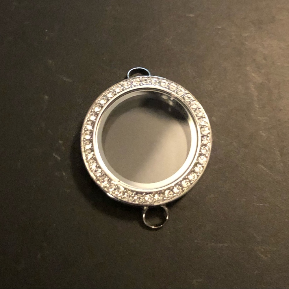 Face for bracelet - silver and unscrews with rhinestones.